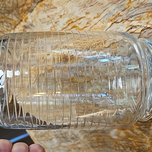 Vintage glass pitcher - Picture 2 of 3